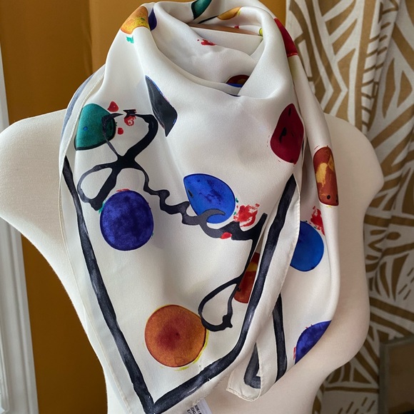 Genuine Juicy Silk Scarf - Picture 2 of 5